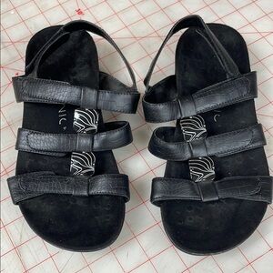 Women’s Vionic Sandals size 7W